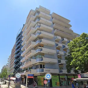 Casa de hóspedes Republica83-campo Pequeno, Lisboa