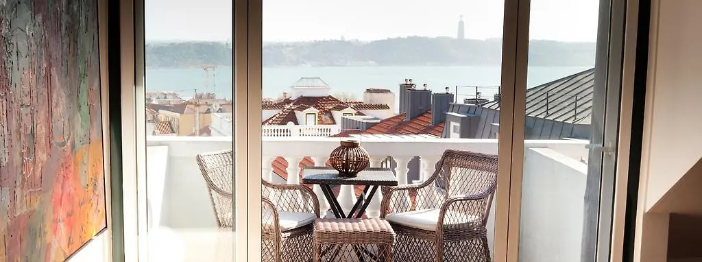 Principe Real Apartment Лиссабон Гостевой дом